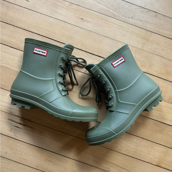 Excellent Condition Hunter Diana Mid Shaft Faux Lace Up Army Green Rain Boots 10 - Picture 1 of 7